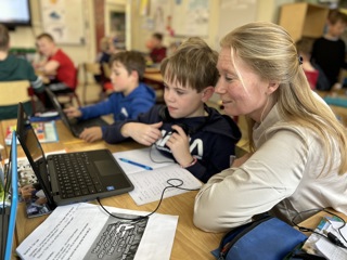 [image31320NLnoLinknvtDebby Kieft